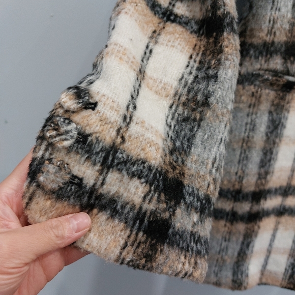 Good American Plaid Tie Waist Wool Shacket - Picture 6 of 9